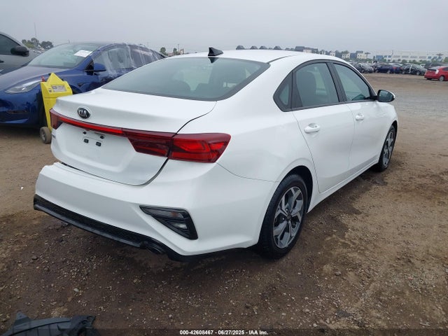 3KPF24AD7ME361168 KIA mpi nu