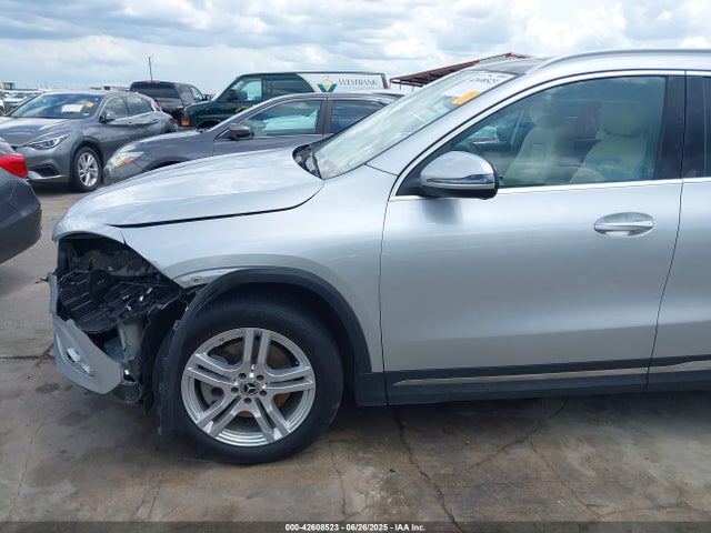 W1N4N4GB9MJ166446 Mercedes-Benz m260
