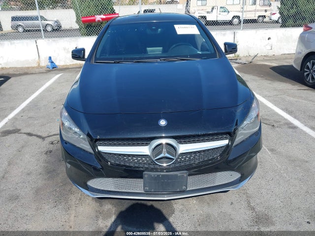WDDSJ4EB5HN428030 Mercedes-Benz CLA-Class