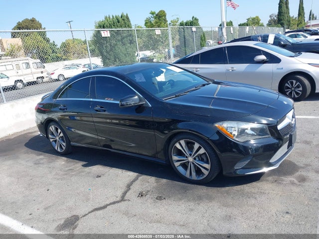 WDDSJ4EB5HN428030 Mercedes-Benz CLA-Class