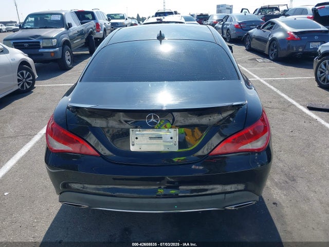 WDDSJ4EB5HN428030 Mercedes-Benz CLA-Class