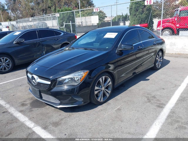 WDDSJ4EB5HN428030 Mercedes-Benz CLA-Class