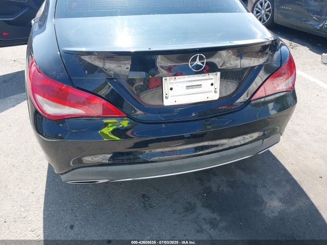 WDDSJ4EB5HN428030 Mercedes-Benz CLA-Class