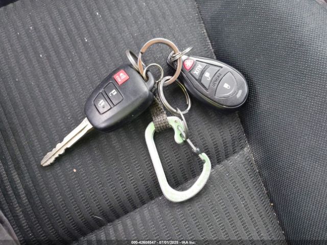 2018 TOYOTA RAV4 JTMZFREV7JJ194326 Photo 10