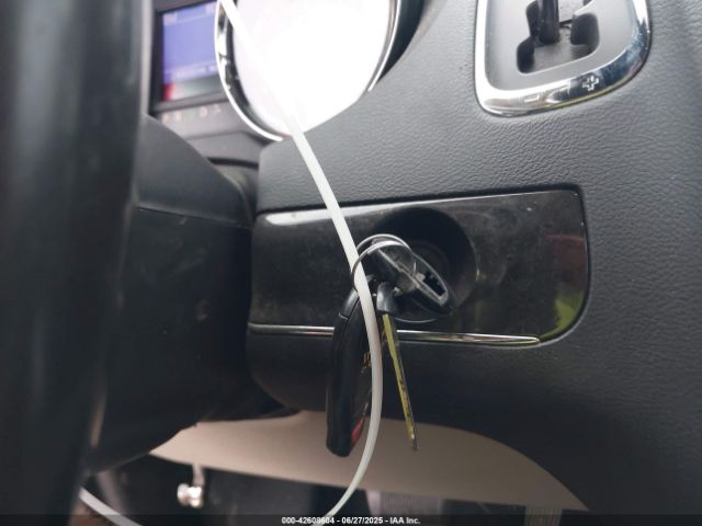 2C4RC1BG1FR708254 Chrysler 2015