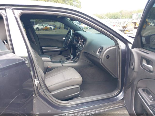 2019 DODGE CHARGER 2C3CDXBG0KH644072 Photo 4