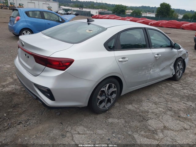3KPF24AD8LE209396 KIA mpi nu