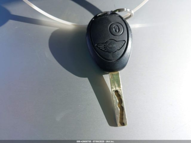 2003 MINI COOPER S WMWRE33423TD68269 Photo 10