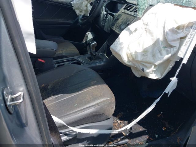 2022 VOLKSWAGEN TIGUAN 3VV3B7AXXNM167936 Photo 4