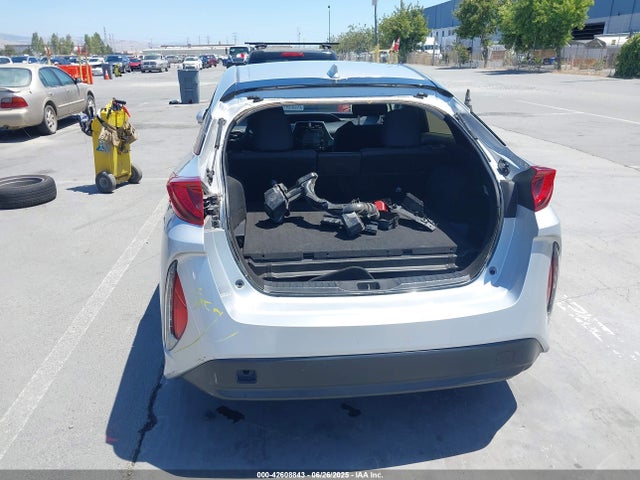 JTDKARFP8J3088794 Toyota Prius Prime Plus