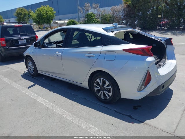 JTDKARFP8J3088794 Toyota Prius Prime Plus