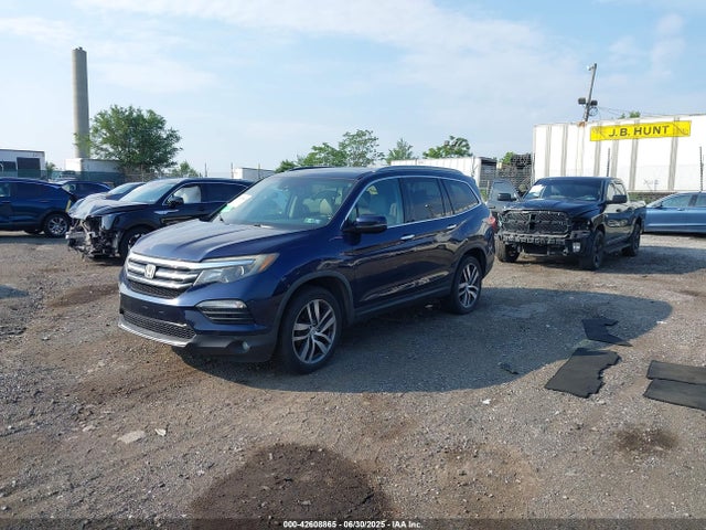 Honda j35y6 2016 5FNYF6H00GB073552 Image 2
