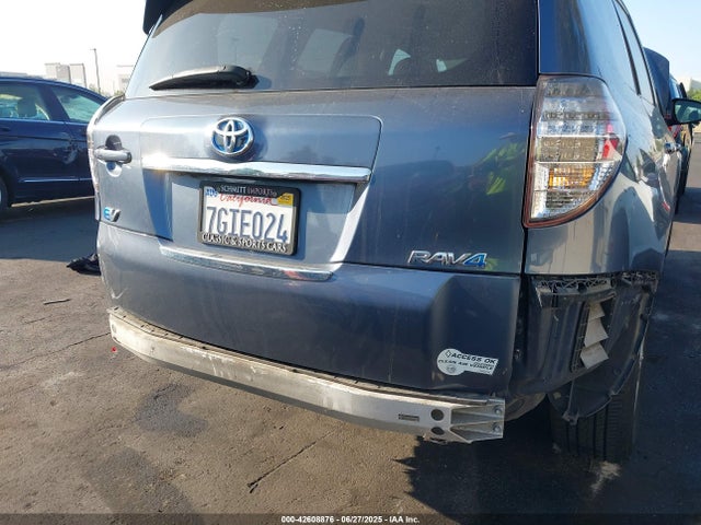 2T3YL4DV2EW003203 Toyota RAV4 EV