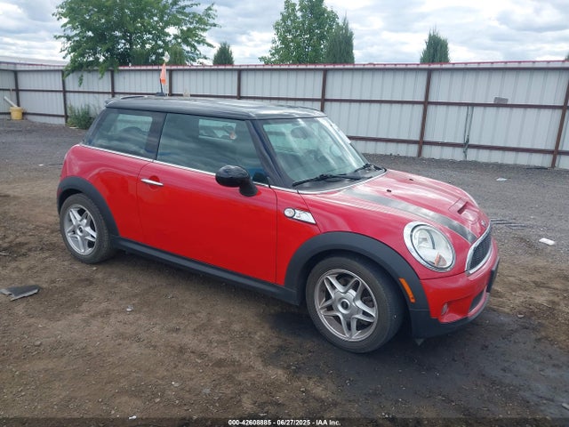 2009 MINI COOPER S WMWMF73559TT99187 Photo 0