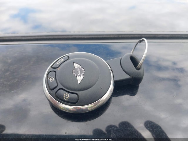 2009 MINI COOPER S WMWMF73559TT99187 Photo 10