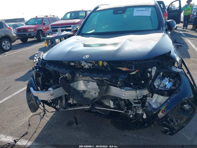 W1N4M4HB1SW389128 Mercedes-Benz m260