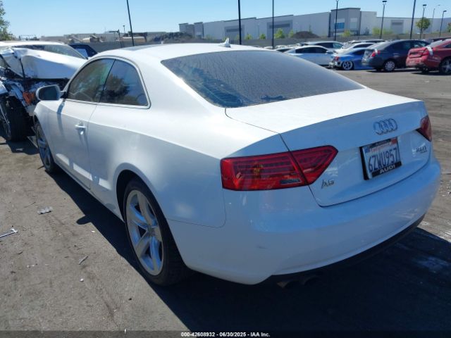 2013 AUDI A5 WAUCFAFR1DA059224 Photo 2