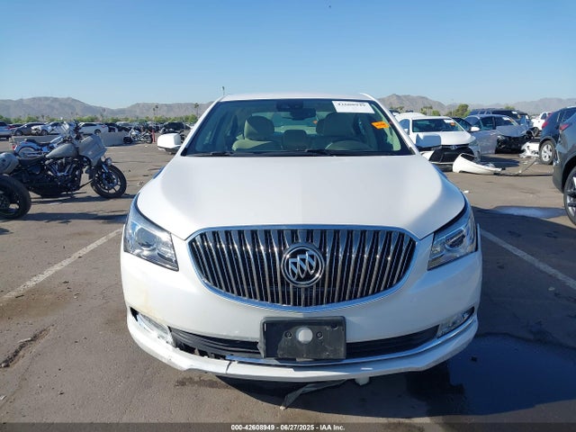 1G4GB5G35FF161077 Buick lfx