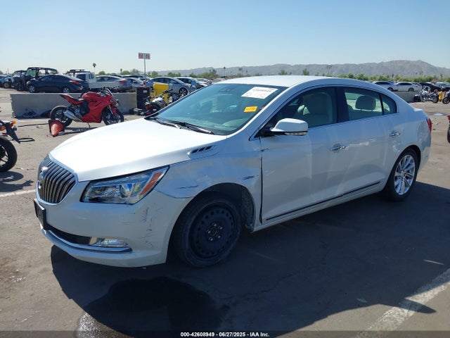 1G4GB5G35FF161077 Buick lfx