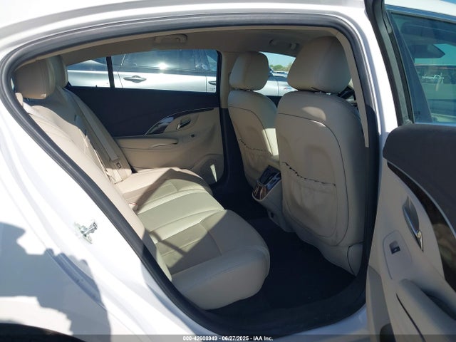 1G4GB5G35FF161077 Buick lfx
