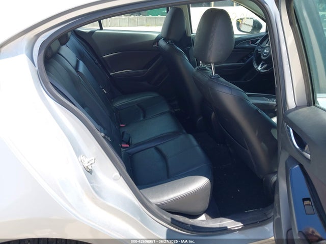 3MZBN1M35HM132438 Mazda py