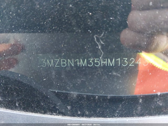 3MZBN1M35HM132438 Mazda py