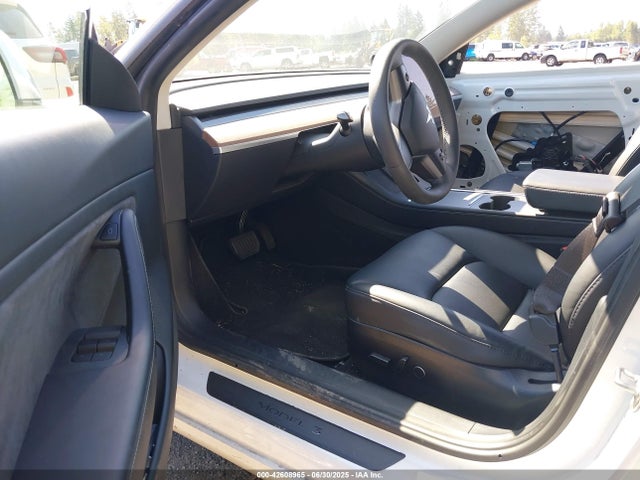 2021 TESLA MODEL 3 5YJ3E1EB9MF869539 Photo 4