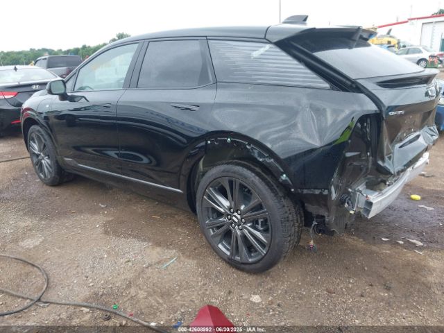 2025 CADILLAC OPTIQ 3GYK3GMR0SS214672 Photo 2