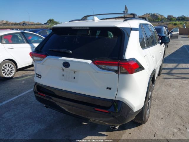 2023 TOYOTA RAV4 PRIME JTMAB3FVXPD124976 Photo 3