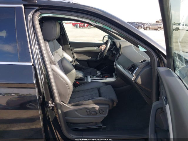 42609138 :رقم المزاد ، WA1E2AFY2M2043536 vin ، 2021 Audi Q5 Premium Plus 55 Tfsi E Quattro S Tronic مزاد بيع