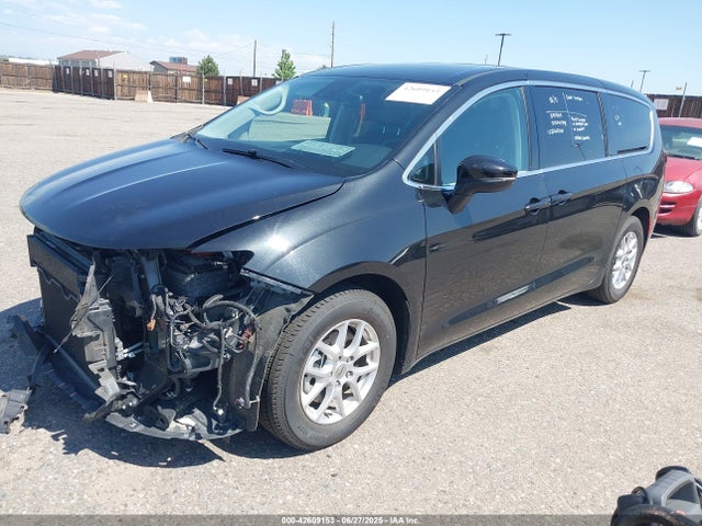 2023 Chrysler Pacifica Touring L მანქანა იყიდება აუქციონზე, vin: 2C4RC1BGXPR613368, აუქციონის ნომერი: 42609153
