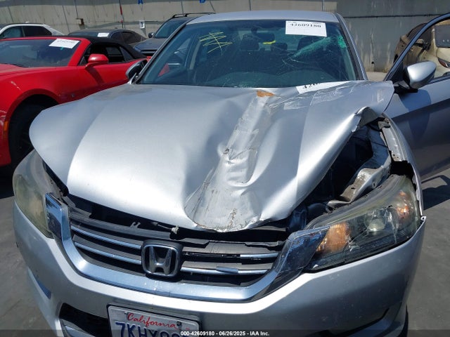 1HGCR2F56FA135845 Honda k24w1