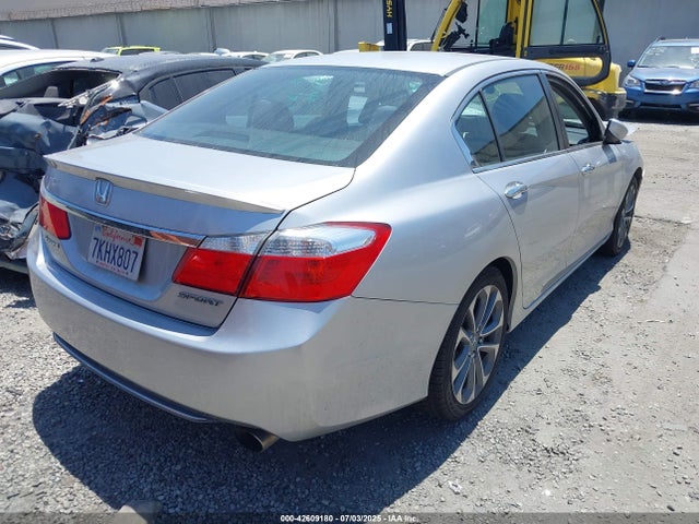 1HGCR2F56FA135845 Honda k24w1