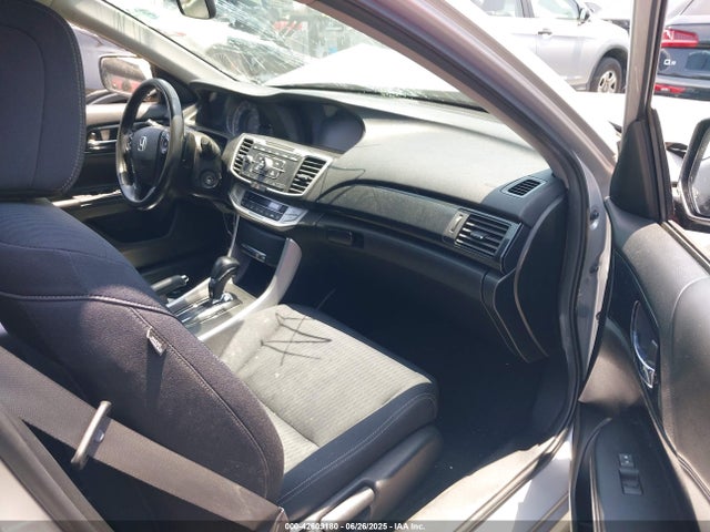 1HGCR2F56FA135845 Honda k24w1