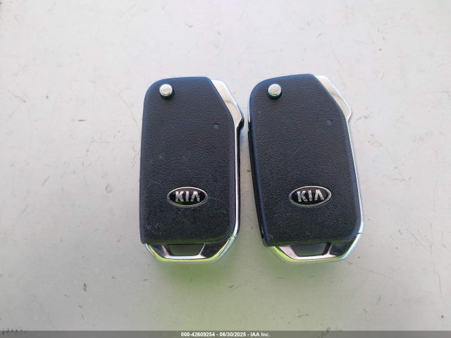 3KPF24AD7ME331653 KIA mpi nu