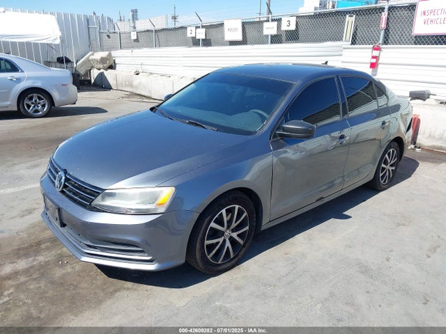 3VWD67AJXGM373745 Volkswagen 2016
