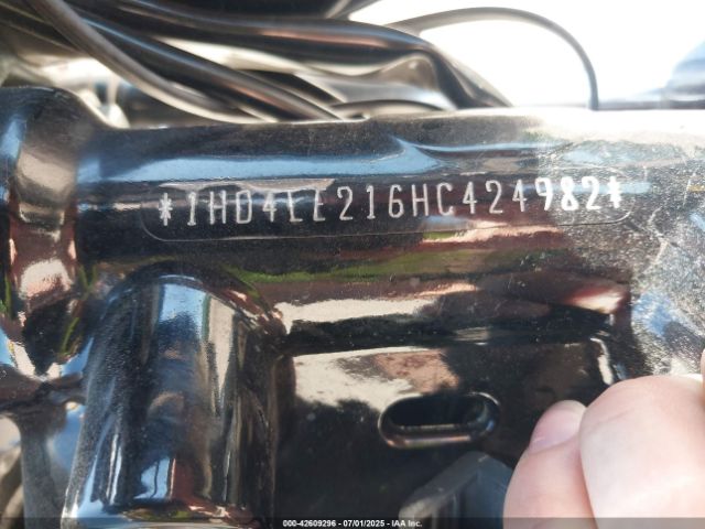 2017 HARLEY-DAVIDSON XL883 1HD4LE216HC424982 Photo 9