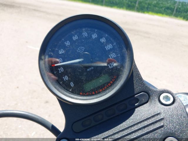 2017 HARLEY-DAVIDSON XL883 1HD4LE216HC424982 Photo 6