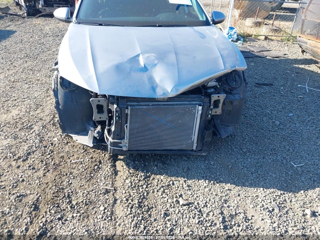 3VW7M7BU8NM004195 Volkswagen 1.5 tsi