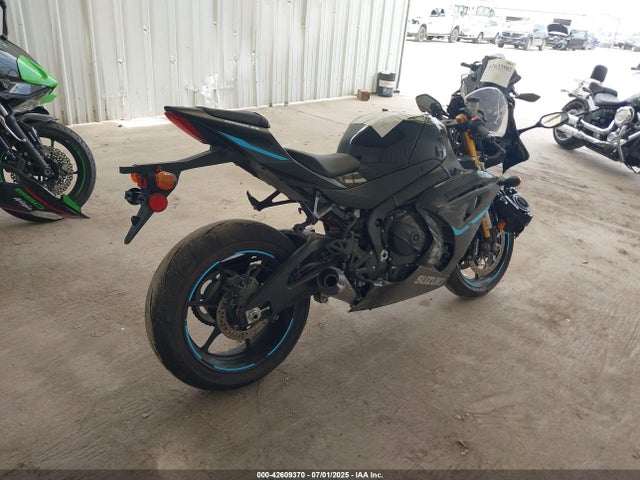 JS1DM11H4R7100035 Suzuki Dta2
