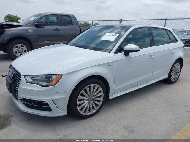 2016 AUDI A3 E-TRON WAUUPBFFXGA148825 Photo 1