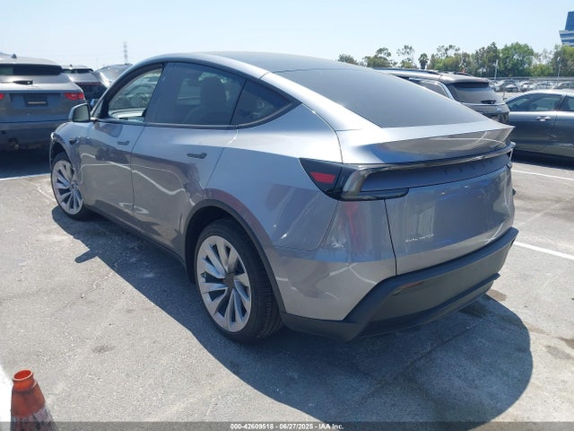 7SAYGDEE6TF329725 Tesla Model Y