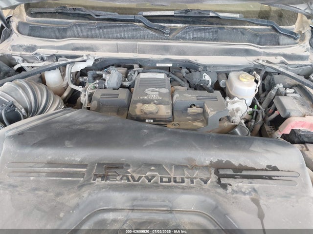 3C6UR5HL5LG204013 RAM 2500