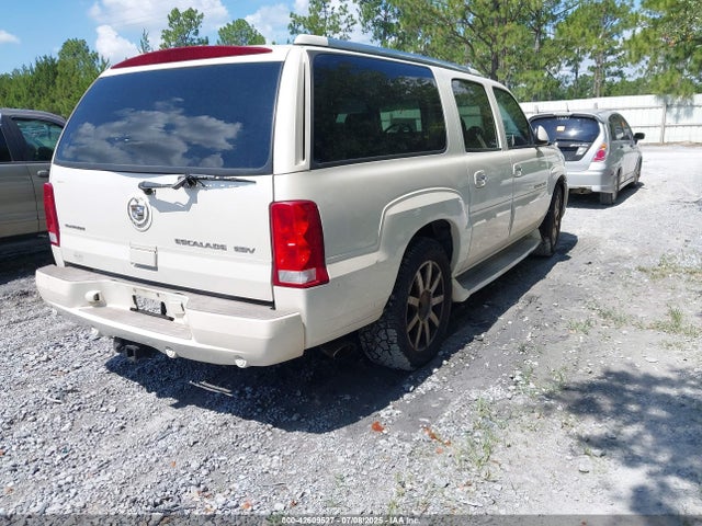 2004 CADILLAC ESCALADE ESV 3GYFK66N64G296390 Photo 3