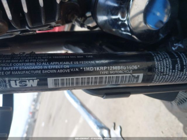 2021 HARLEY-DAVIDSON FLHXS 1HD1KRP12MB601906 Photo 9
