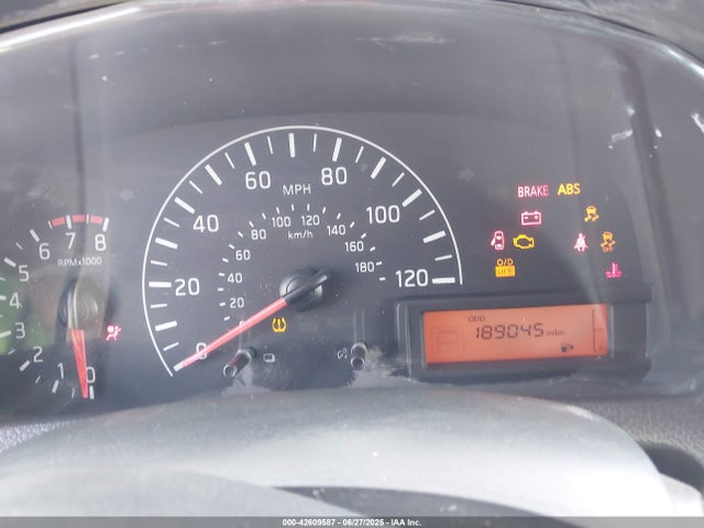 3N6CM0KN4HK705542 Nissan 2017