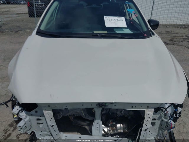 JF2GUABC1R8327765 Subaru na