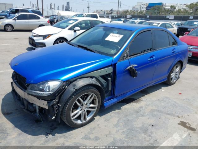 2013 MERCEDES-BENZ C 250 WDDGF4HB9DA825213 Photo 1
