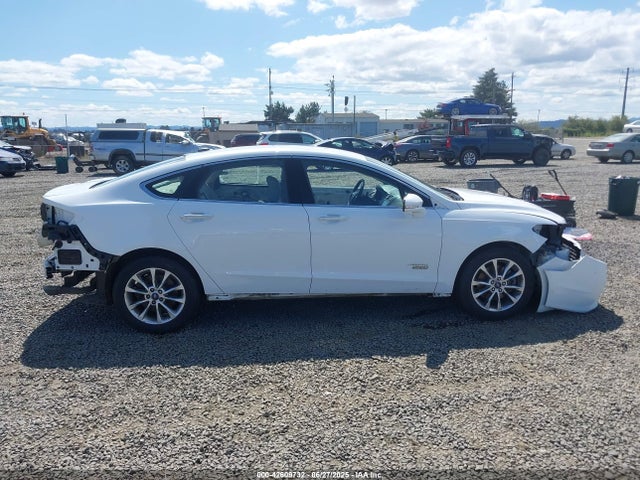 Ford 2.0l 4v atk hev 2017 3FA6P0PU6HR409930 Image 14