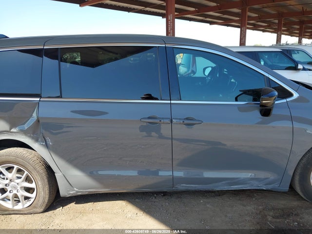 Chrysler 2025 2025 2C4RC1BG2SR543678 Image 13
